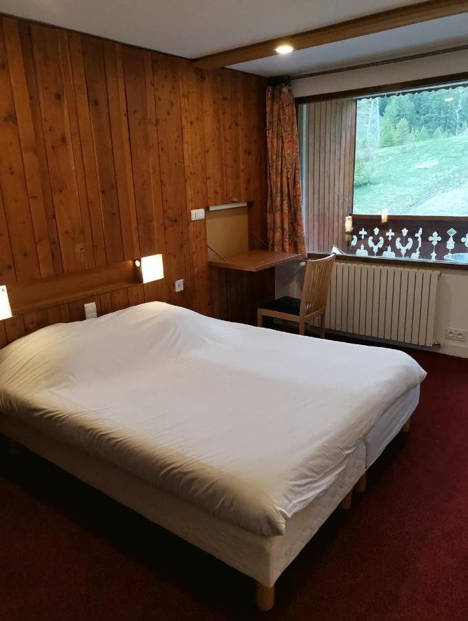 Hotel Les Lores Vars  Zewnętrze zdjęcie